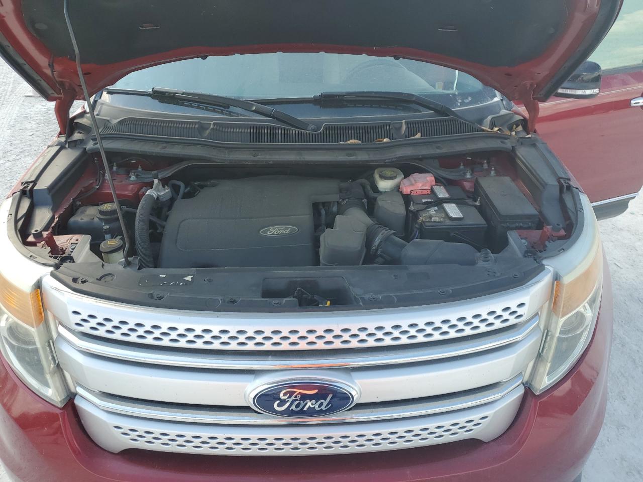 2015 Ford Explorer - Image 12