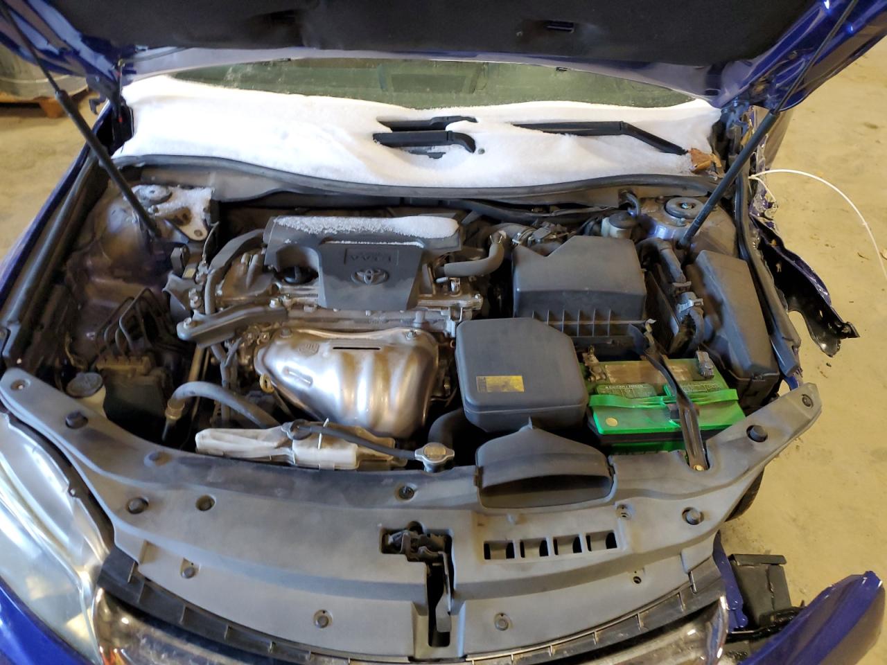 2015 Toyota Camry - Image 11