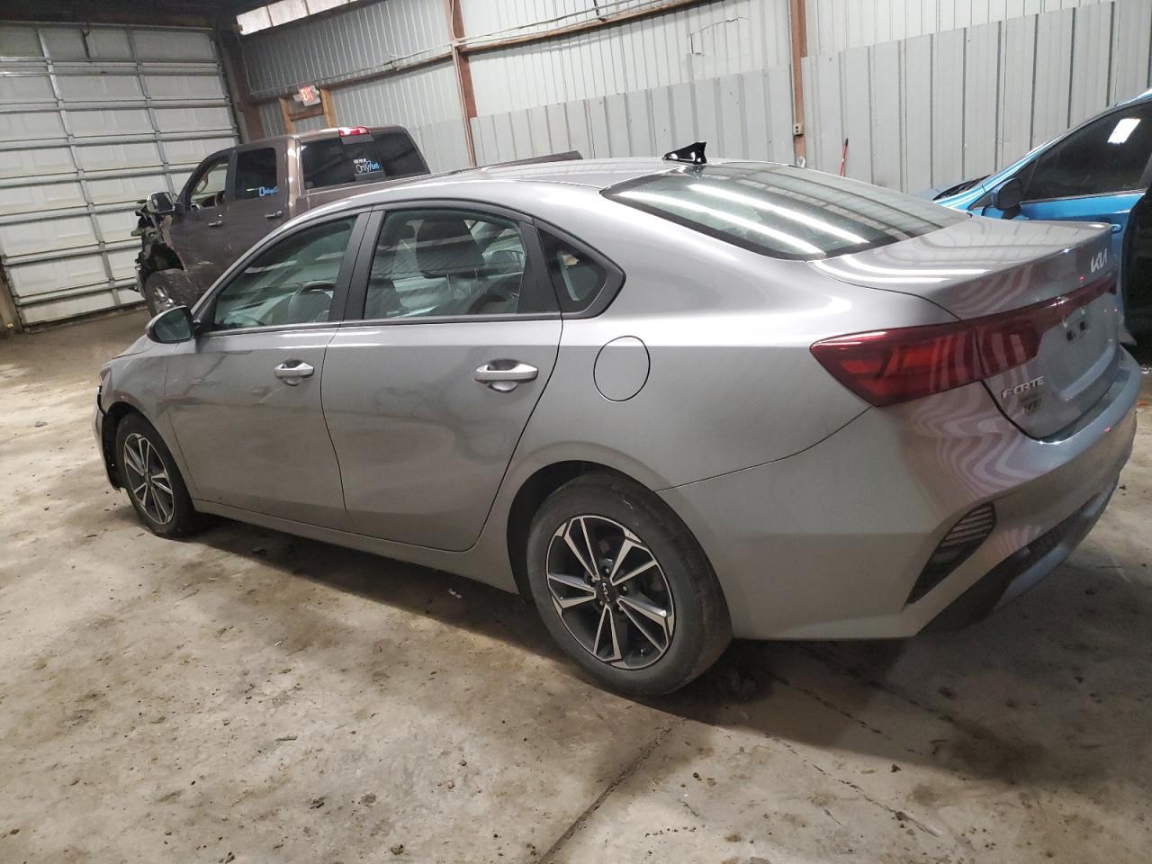 2022 Kia Forte - Image 2