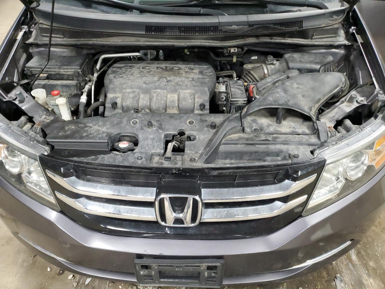 2015 Honda Odyssey - Image 12