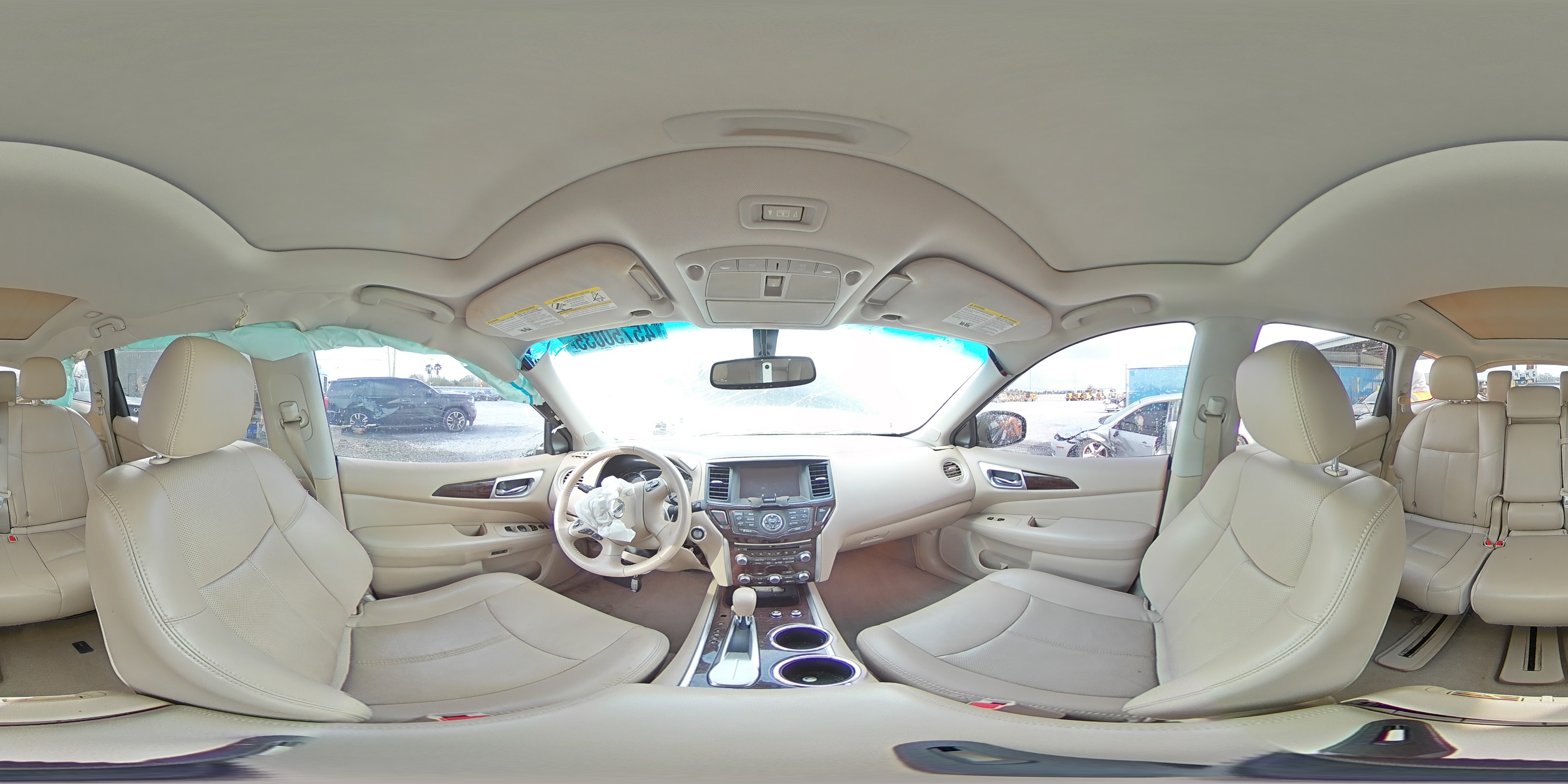 2015 Nissan Pathfinder - Image 15