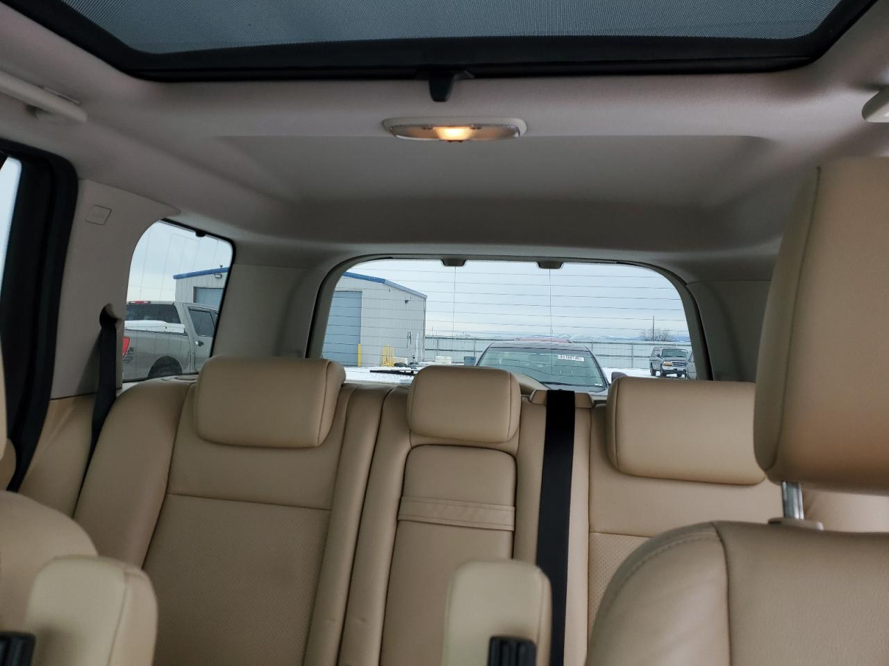 2008 Land Rover LR2 - Image 10