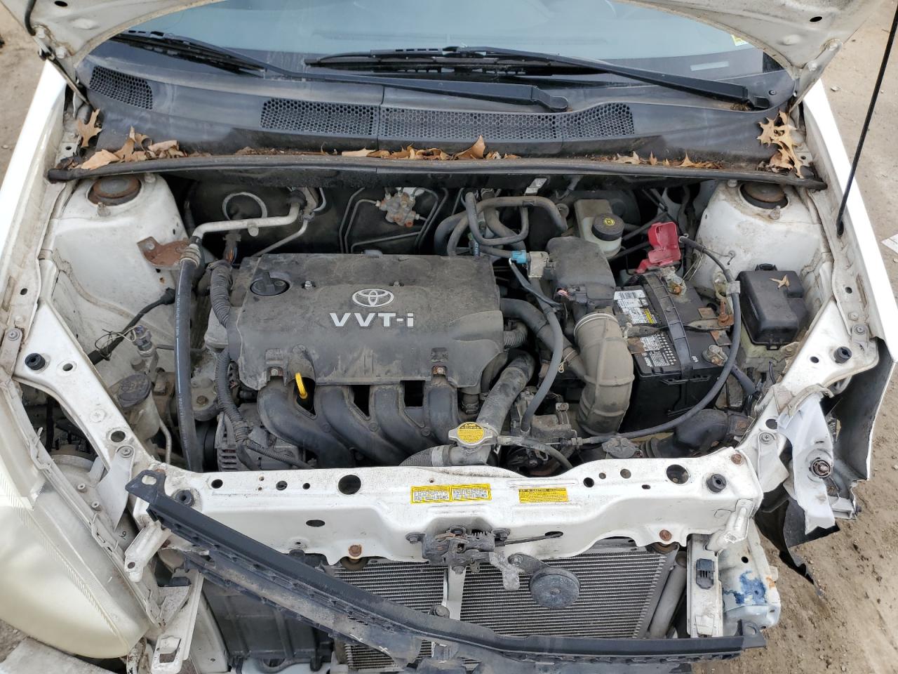 2003 Toyota Echo - Image 12