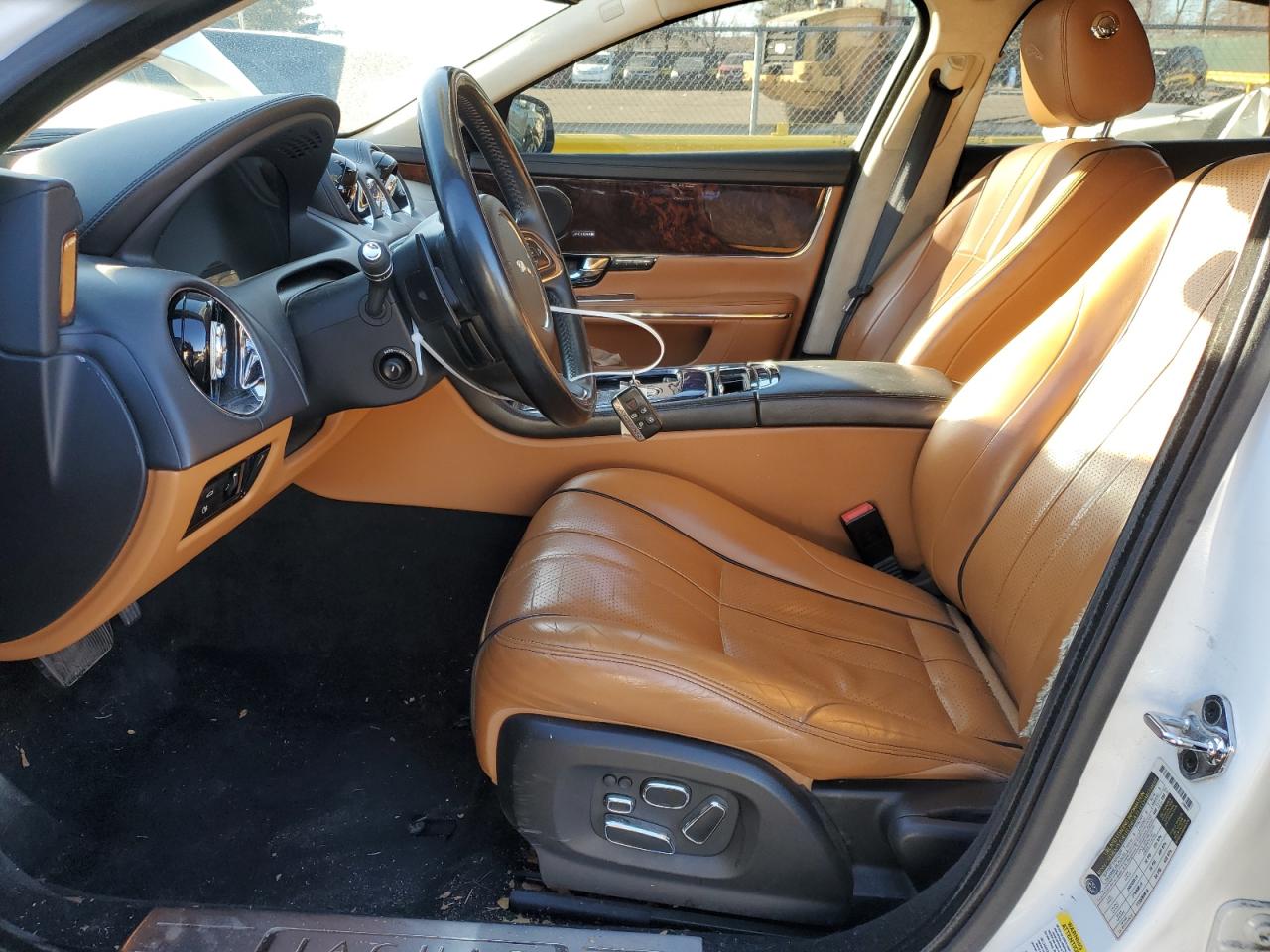 2013 Jaguar XJ - Image 7