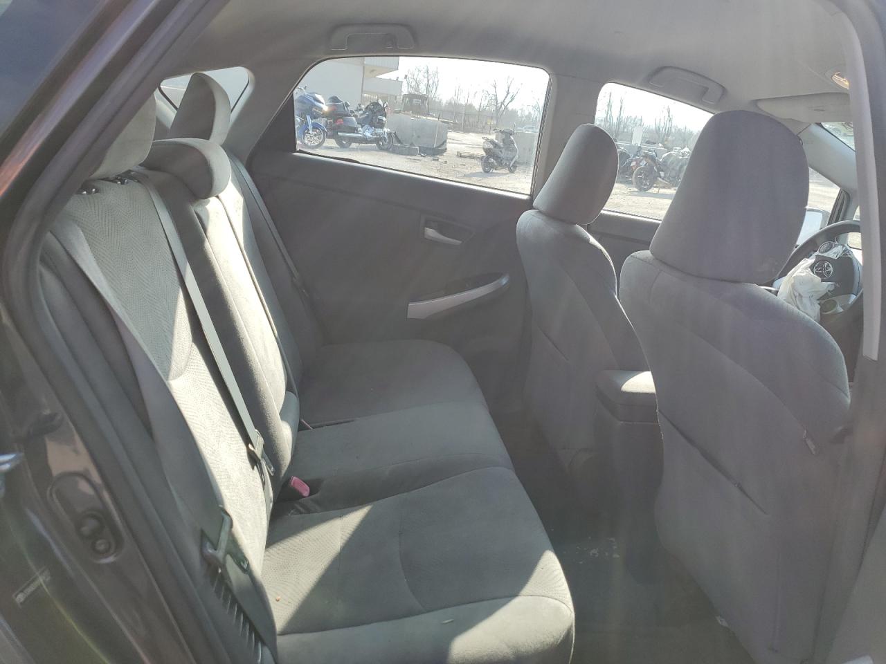 2010 Toyota Prius - Image 10