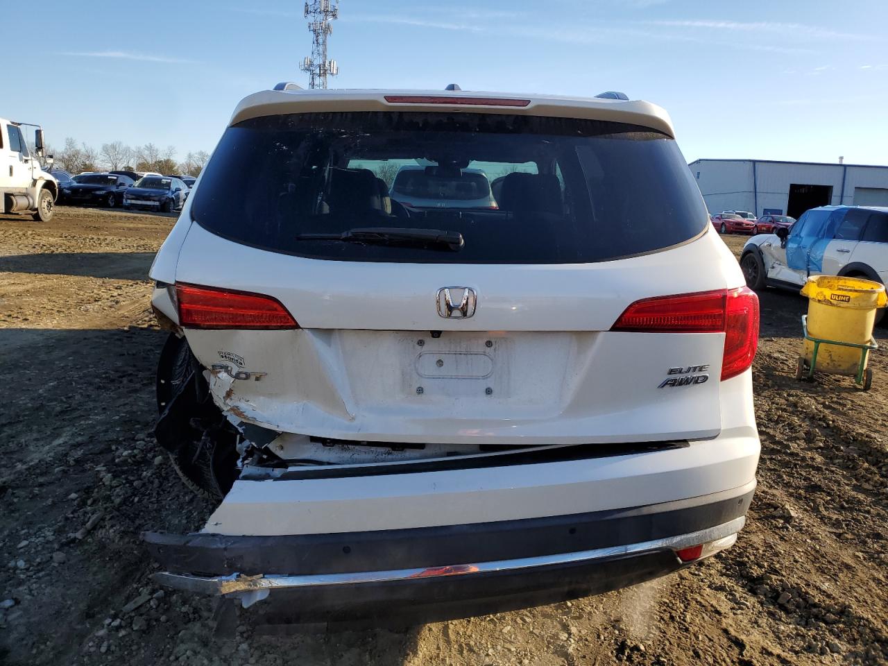 2017 Honda Pilot - Image 6