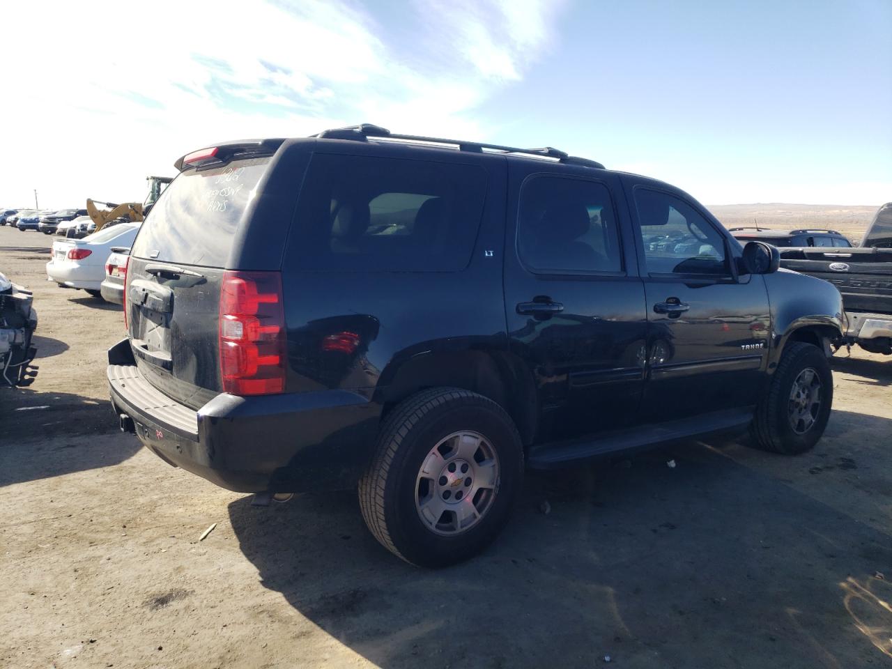 2013 Chevrolet Tahoe - Image 3