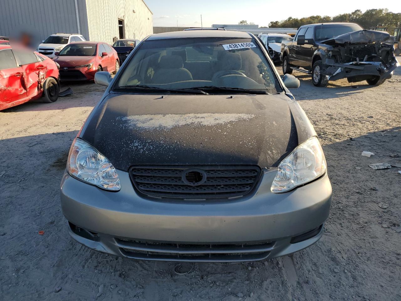 2004 Toyota Corolla - Image 5