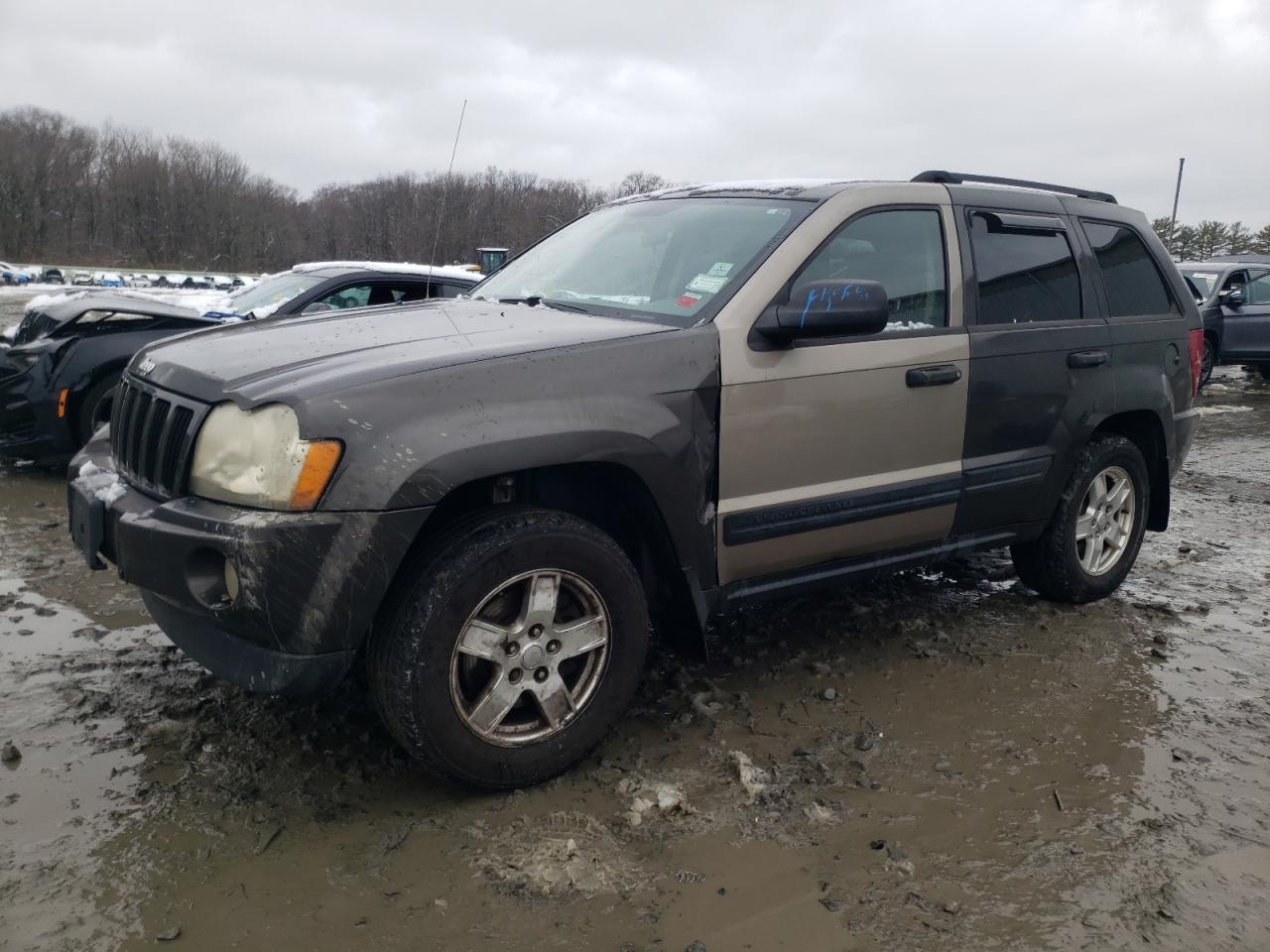 2005 Jeep Grand Cherokee - Image 1