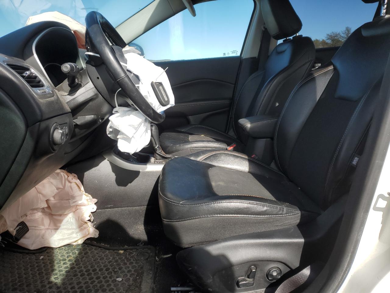 2018 Jeep Compass - Image 7