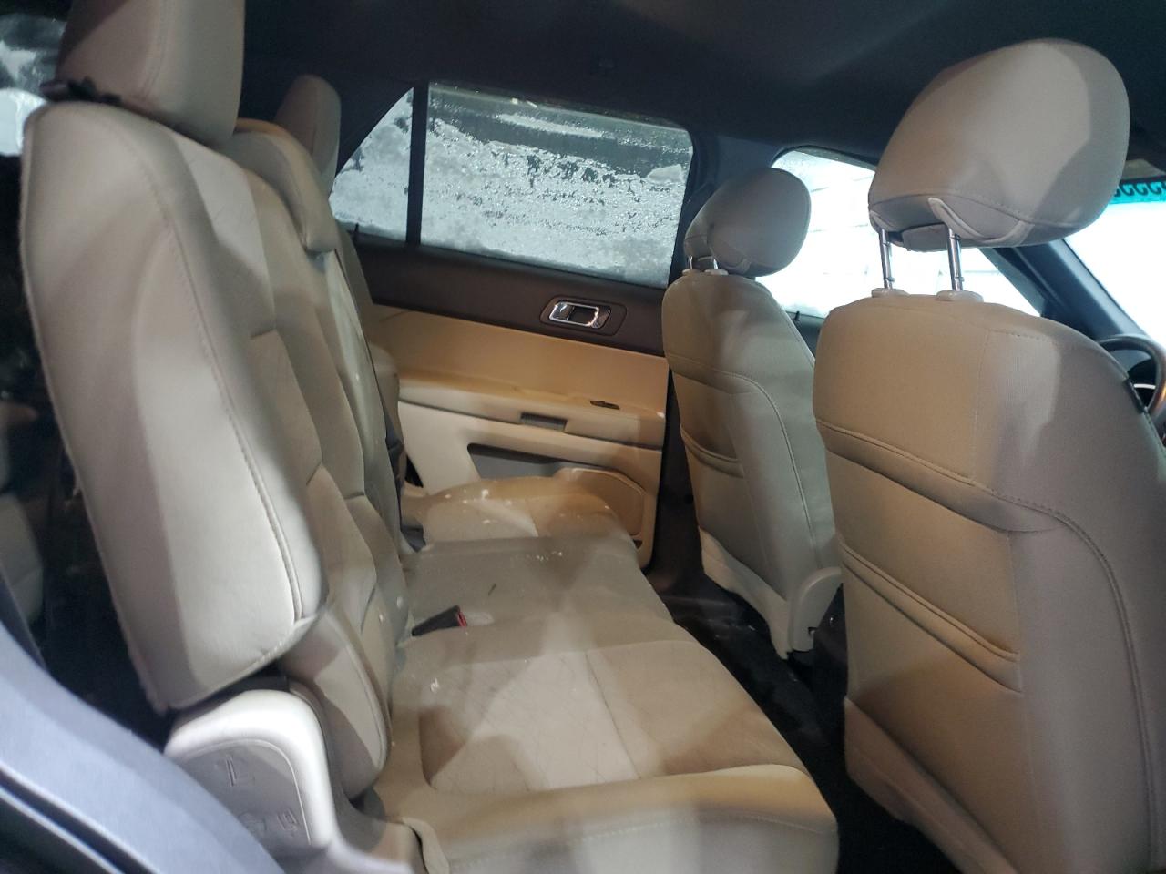 2012 Ford Explorer - Image 11