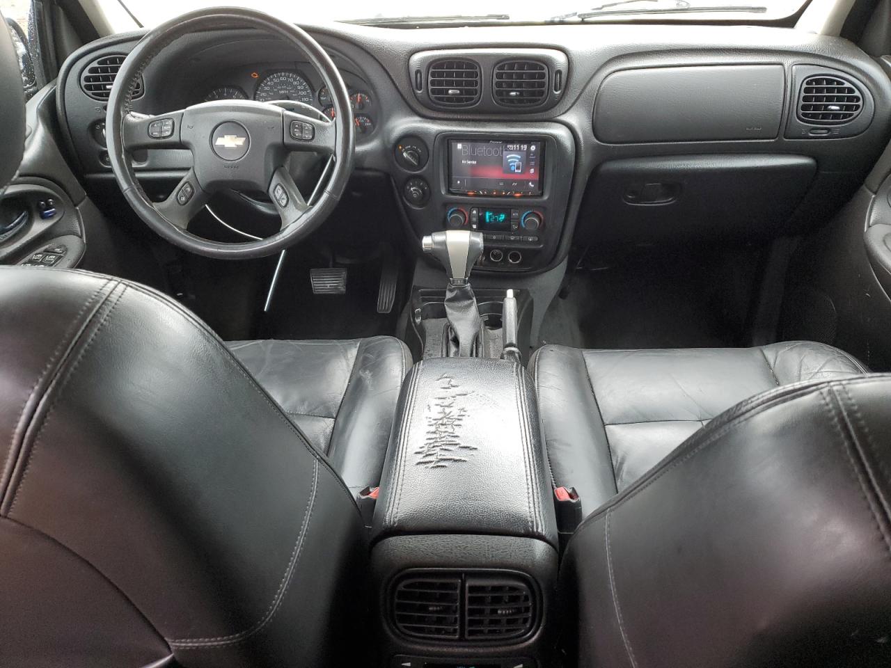 2005 Chevrolet TrailBlazer - Image 8