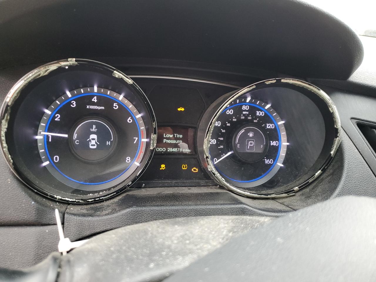 2013 Hyundai Sonata - Image 9
