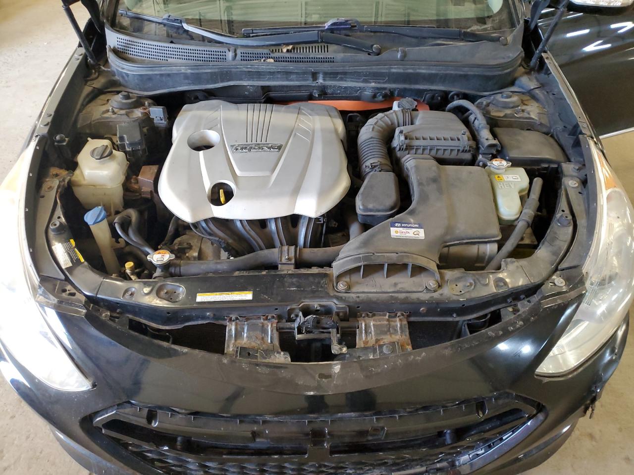 2012 Hyundai Sonata - Image 11