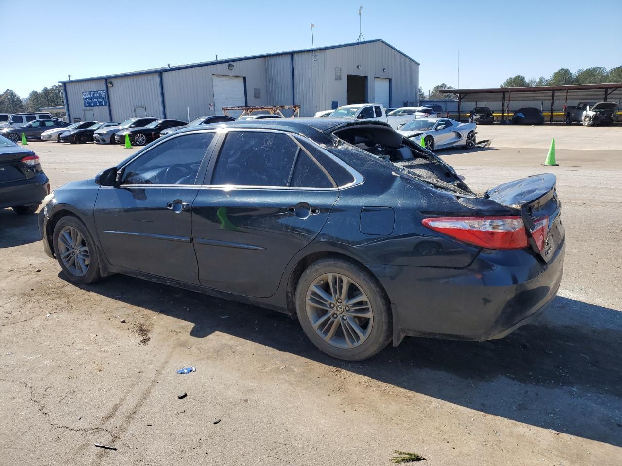 2015 Toyota Camry - Image 2