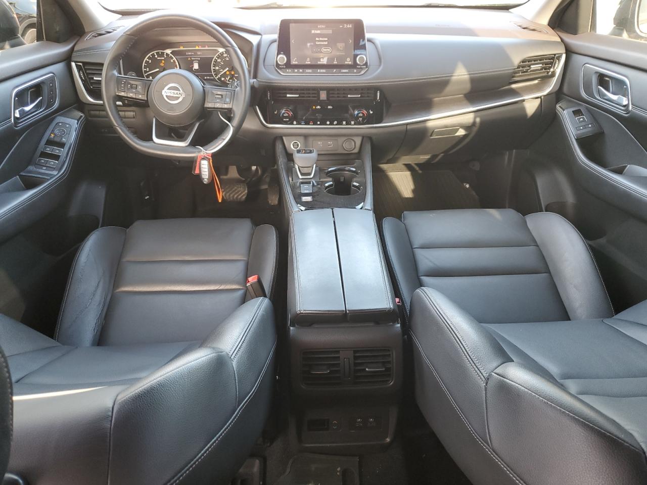 2021 Nissan Rogue - Image 8
