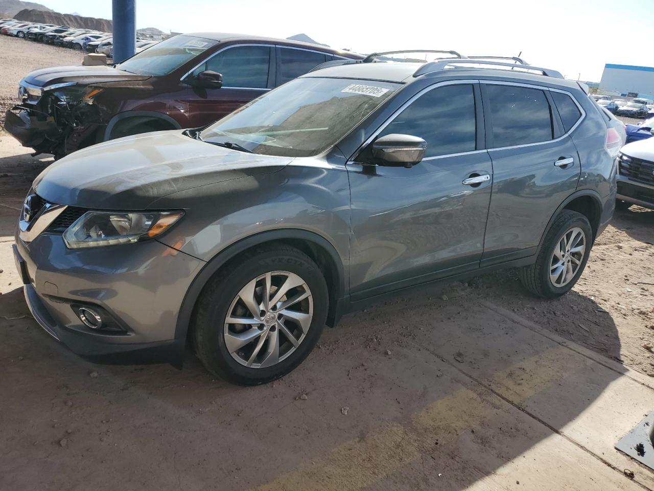 2014 Nissan Rogue - Image 1