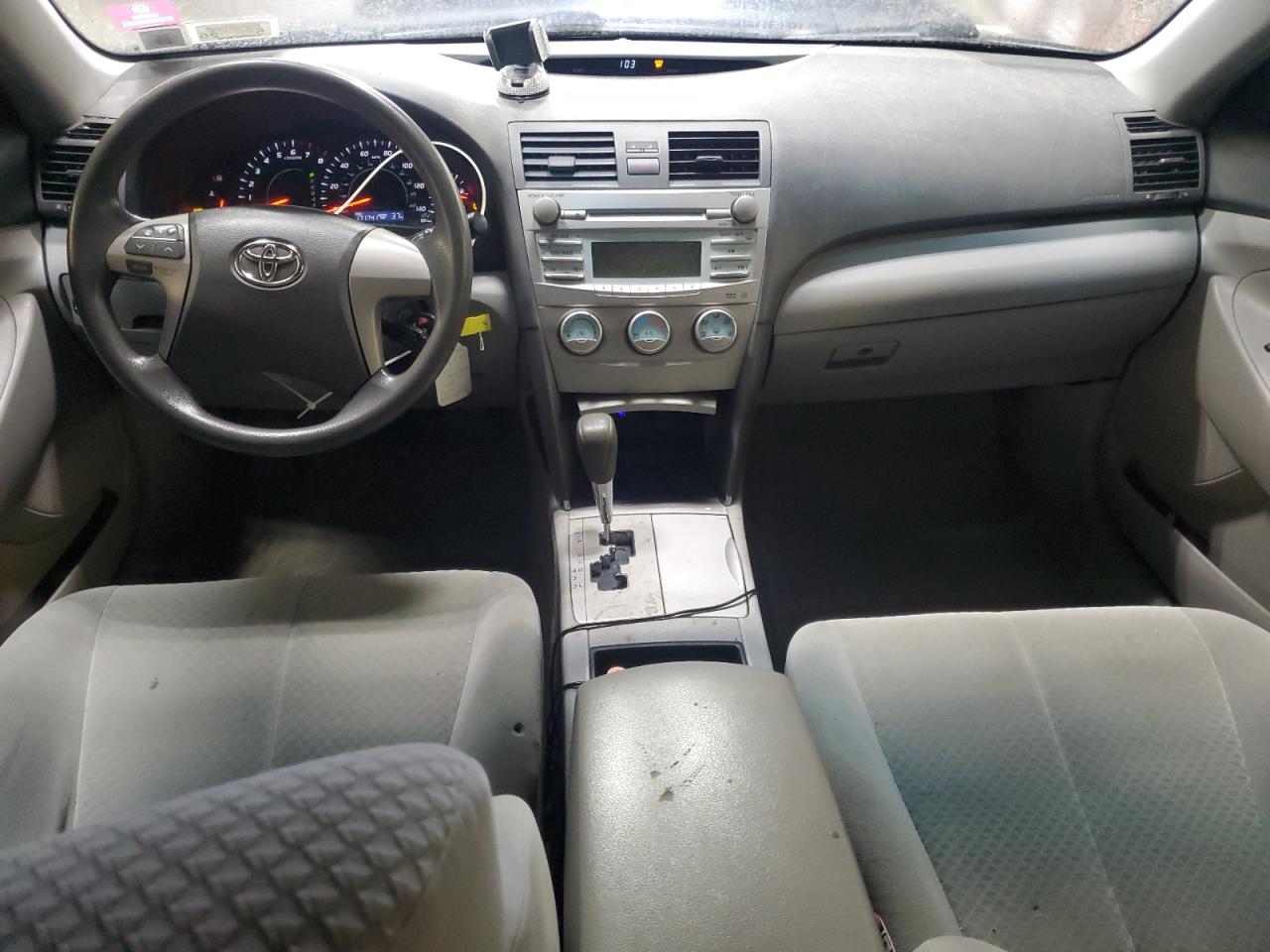 2009 Toyota Camry - Image 8