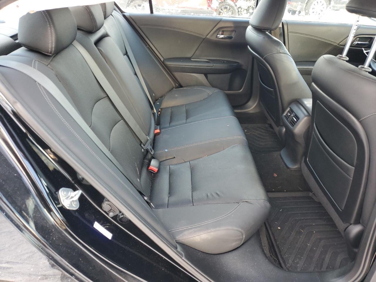 2013 Honda Accord - Image 10