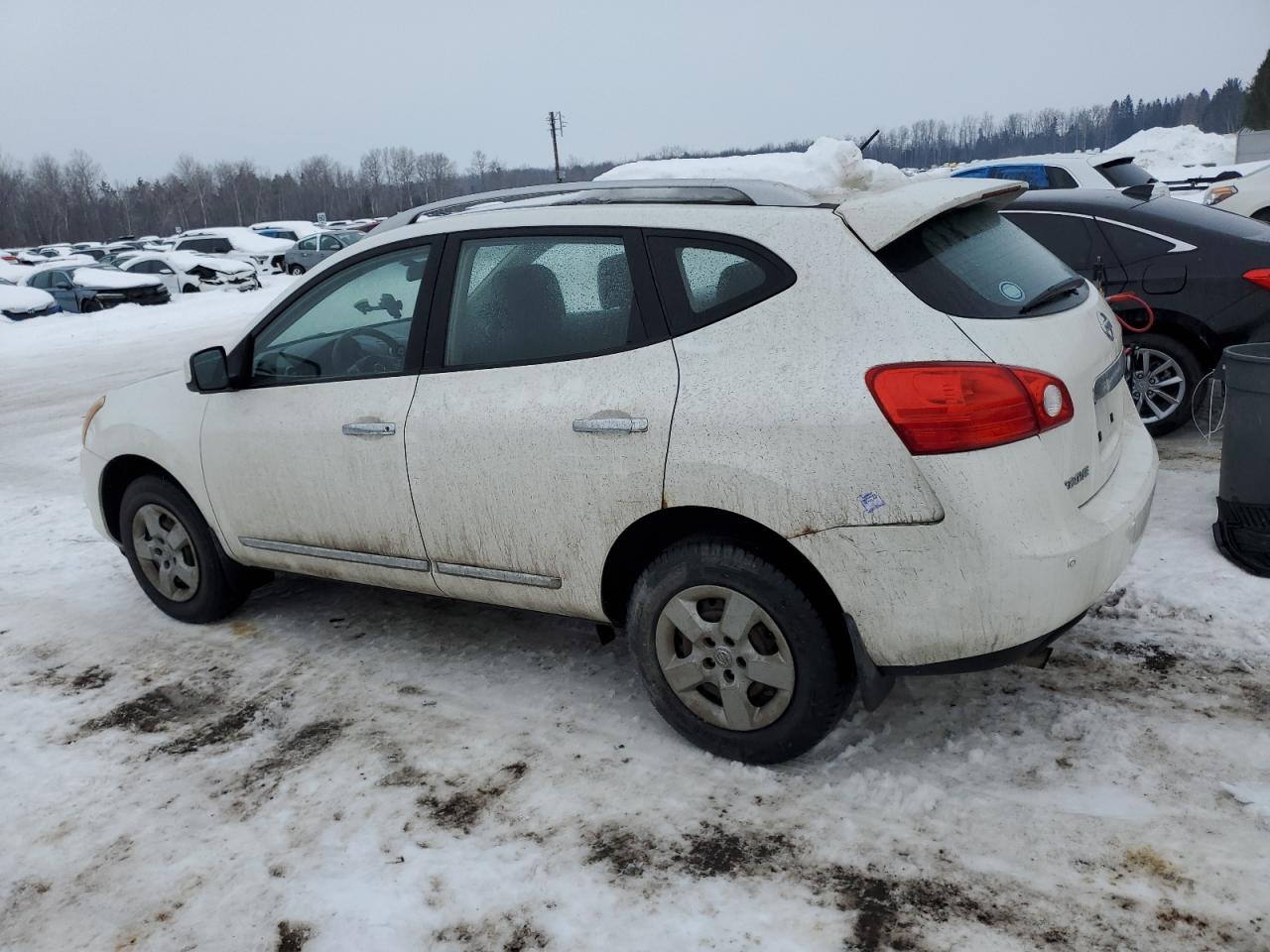 2011 Nissan Rogue - Image 2