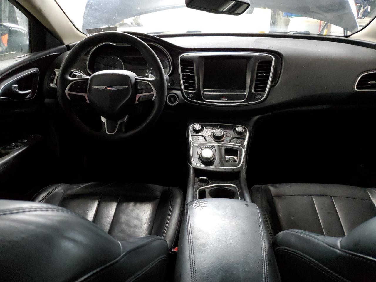 2016 Chrysler 200 - Image 8
