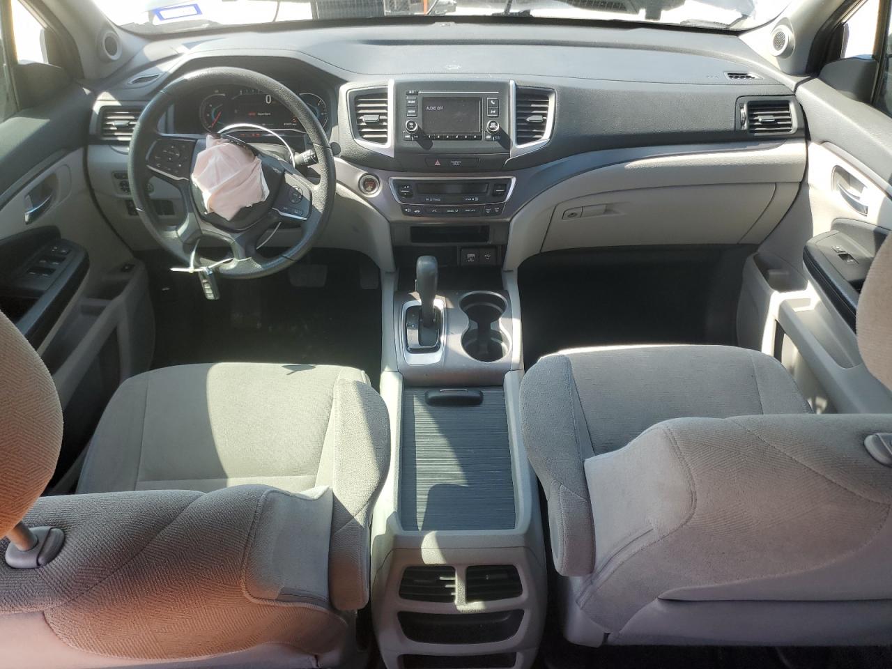 2019 Honda Pilot Lx VIN: 5FNYF5H10KB047111 Lot: 45905625