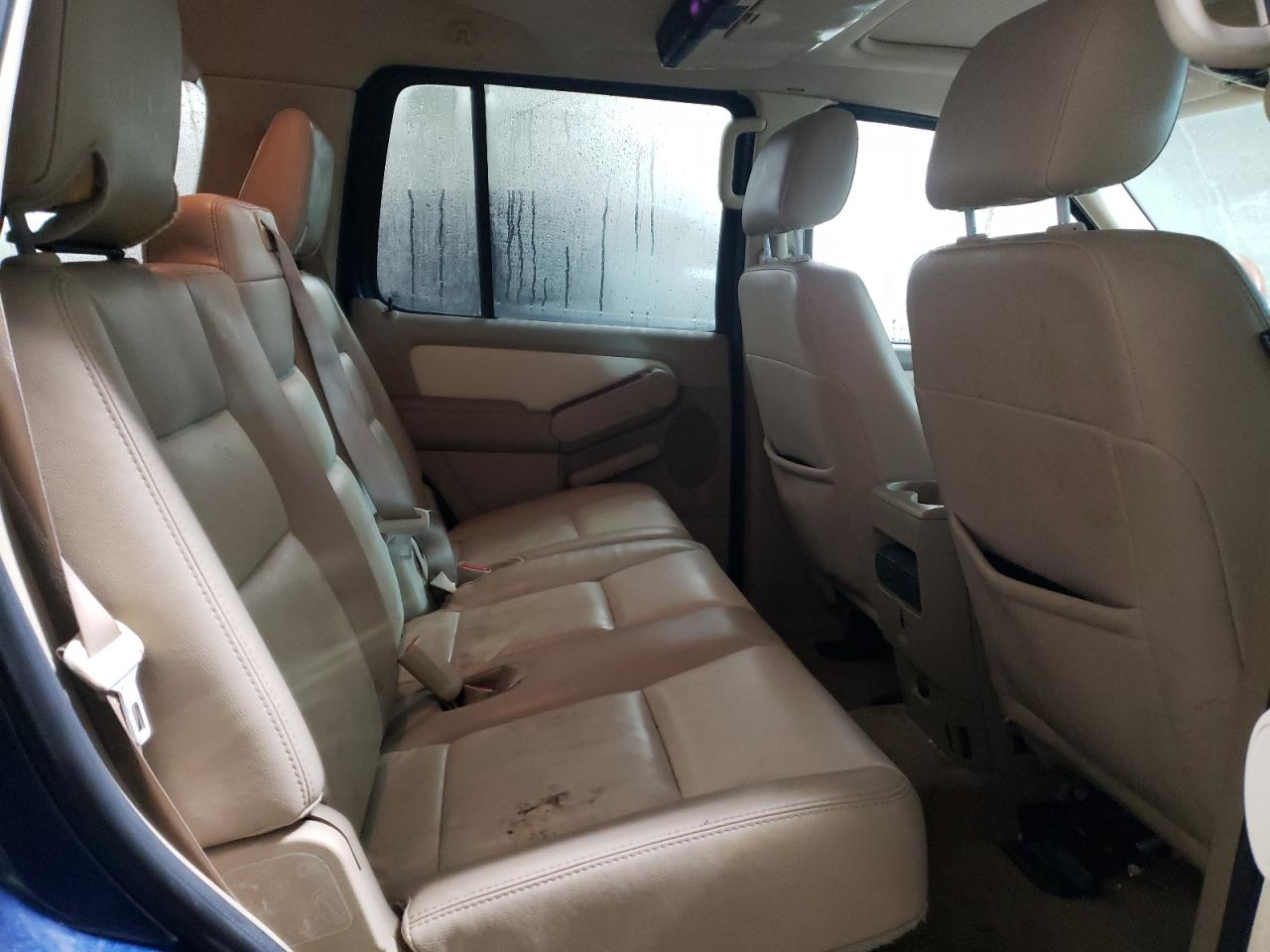 2008 Ford Explorer - Image 10