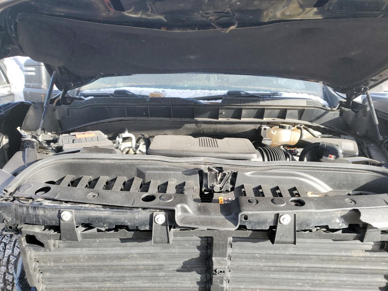 2019 Chevrolet Silverado - Image 11