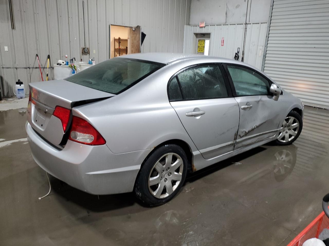2011 Honda Civic - Image 3