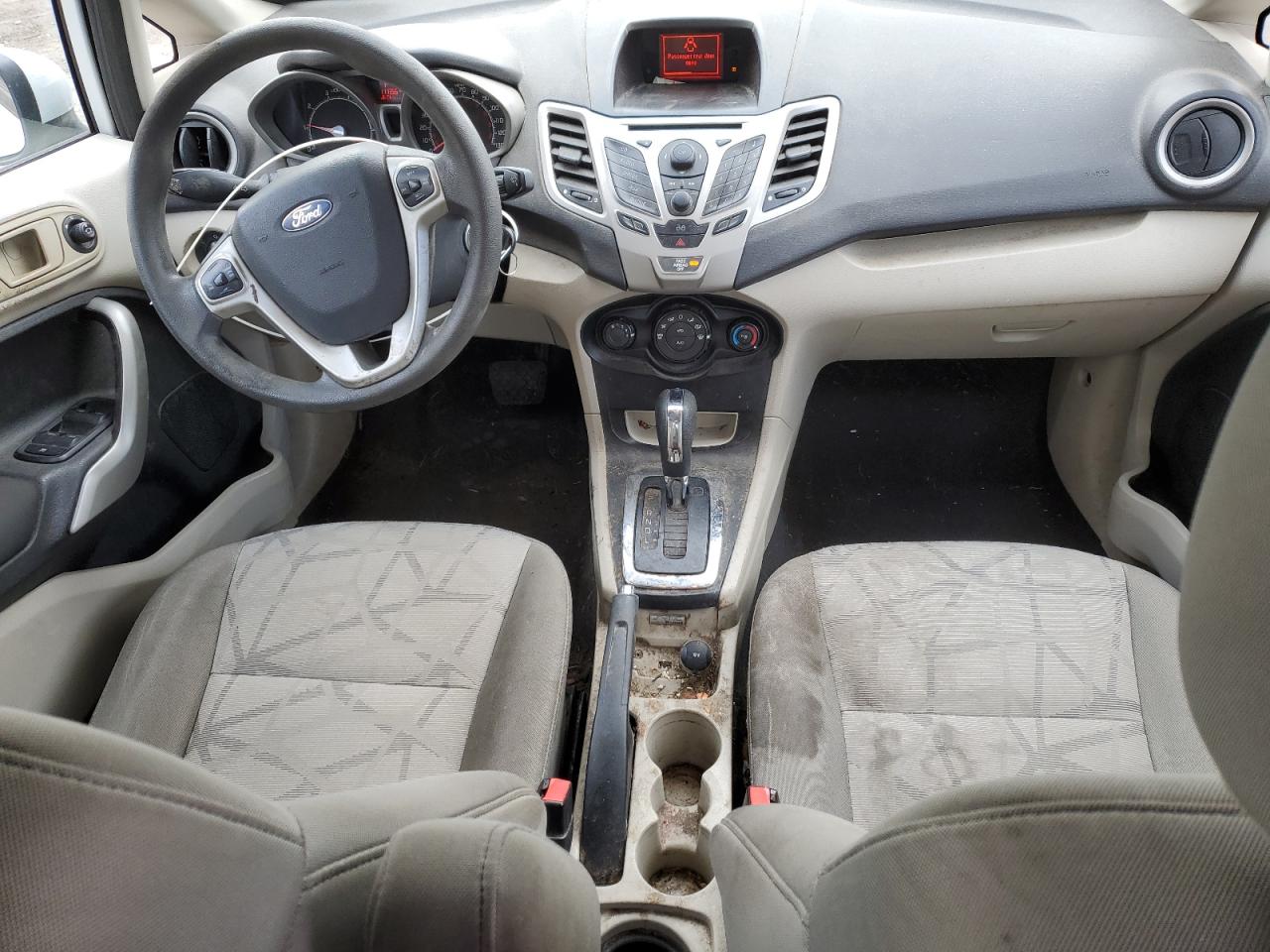 2013 Ford Fiesta - Image 8