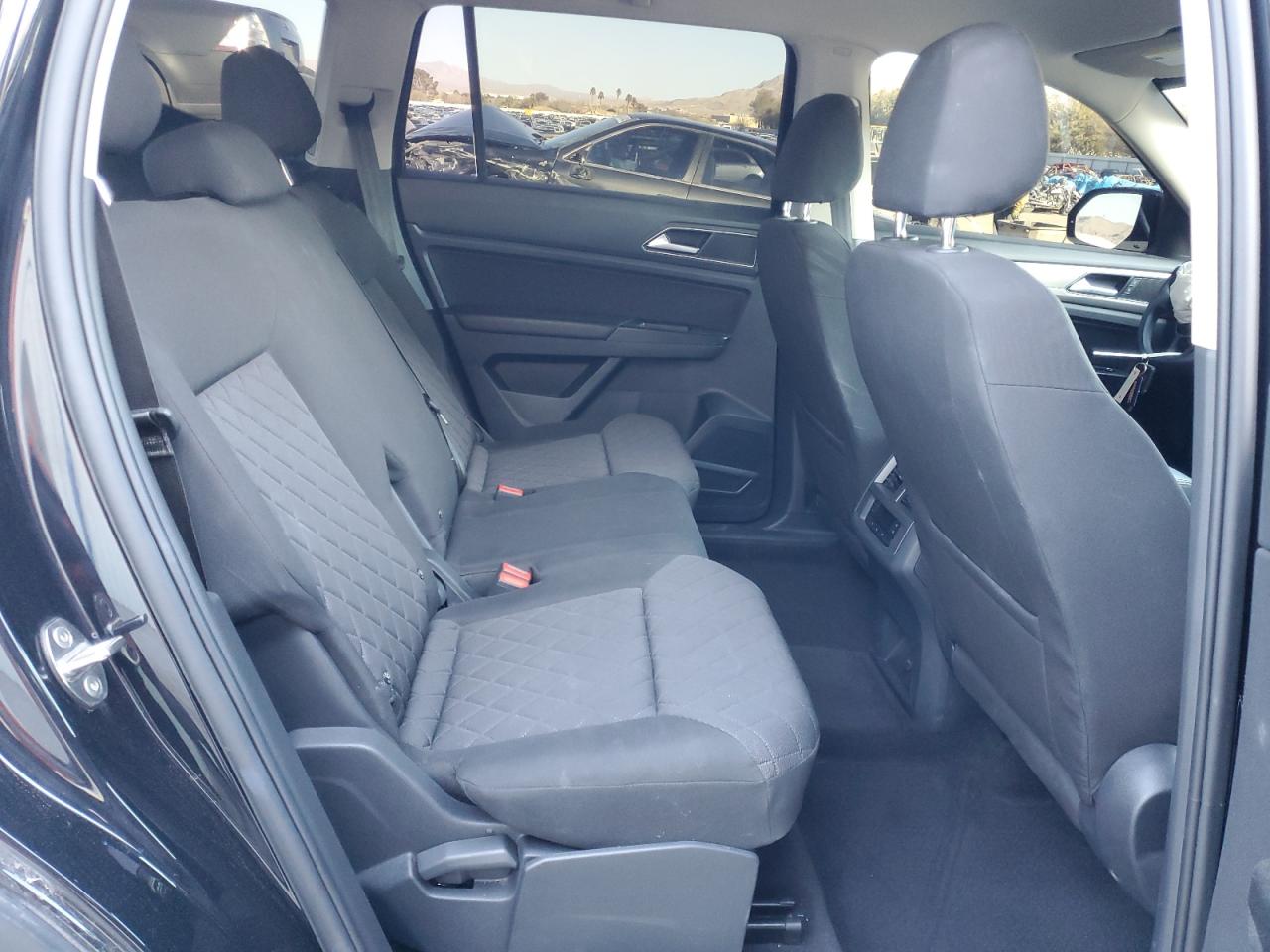 2018 Volkswagen Atlas - Image 11