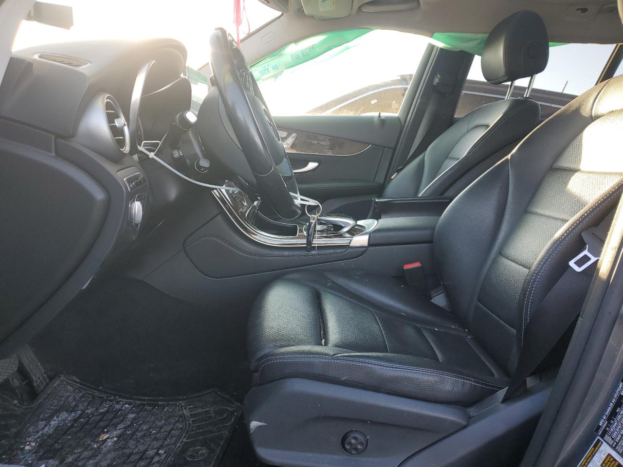 2016 Mercedes-Benz GLC - Image 7
