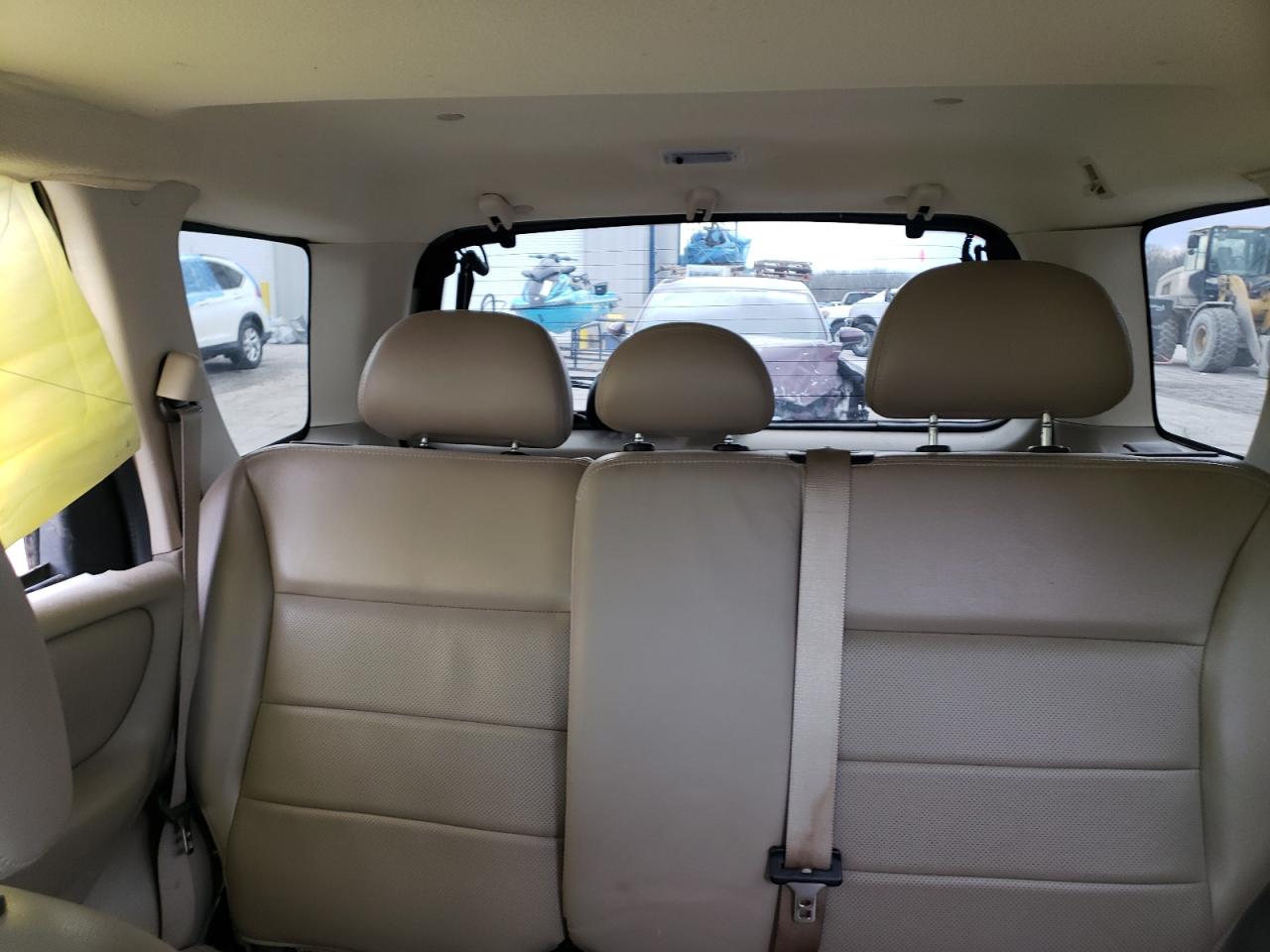 2005 Ford Escape - Image 10