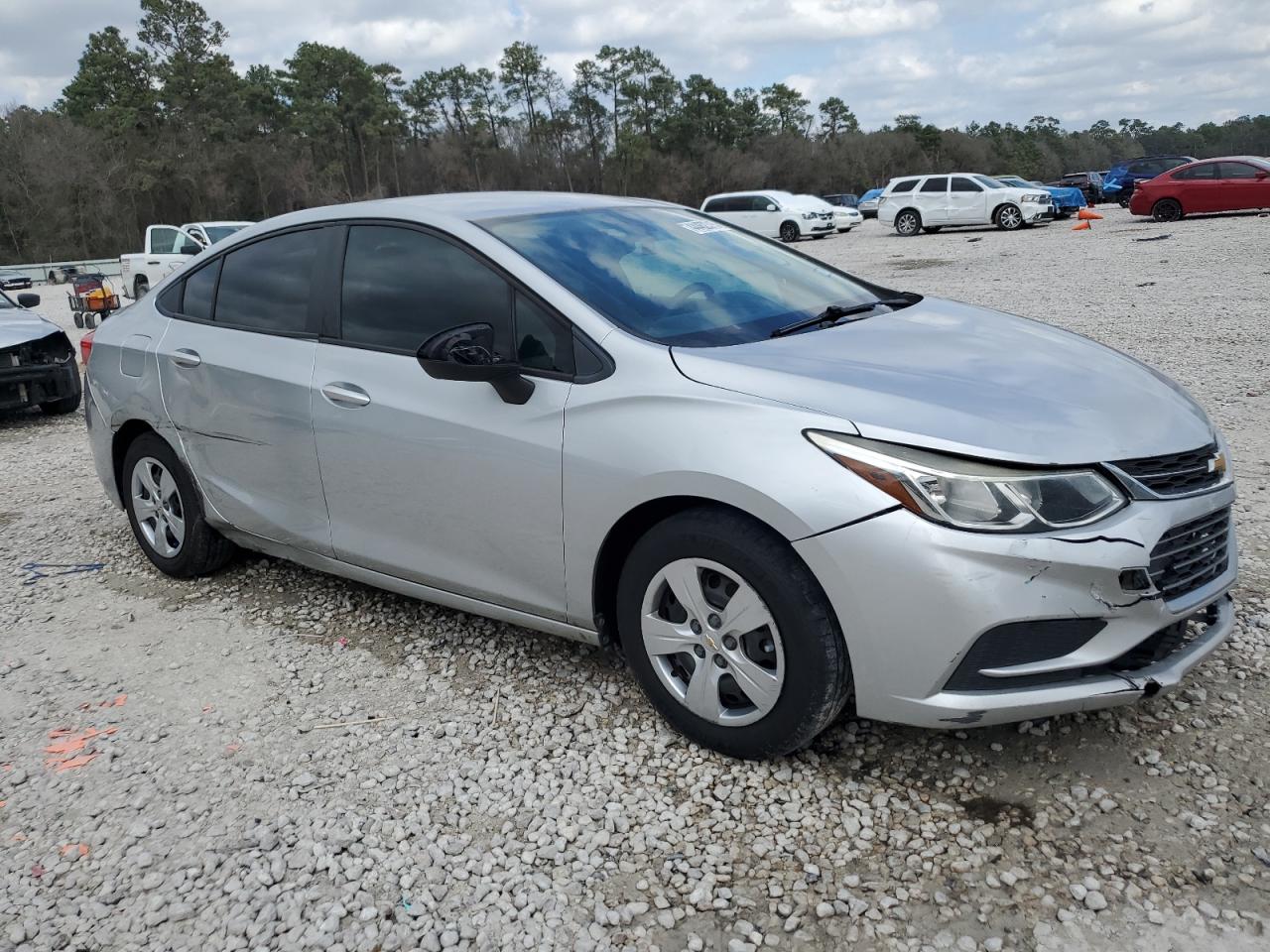 2016 Chevrolet Cruze - Image 4