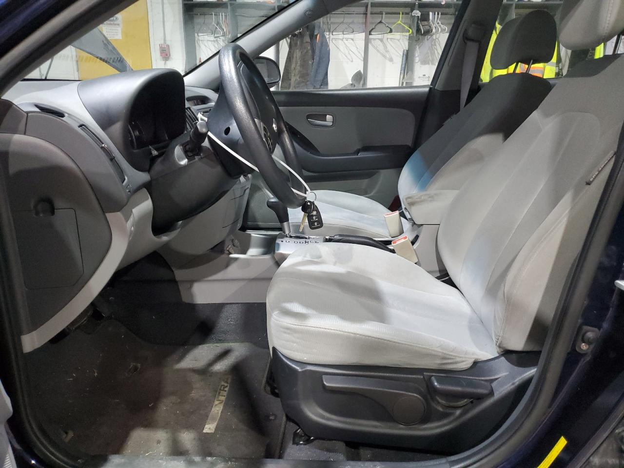 2009 Hyundai Elantra - Image 7