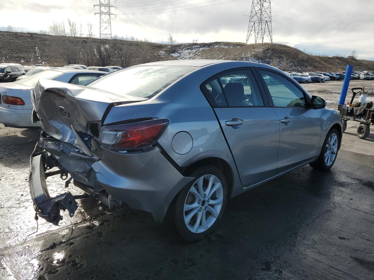 2011 Mazda 3 - Image 3