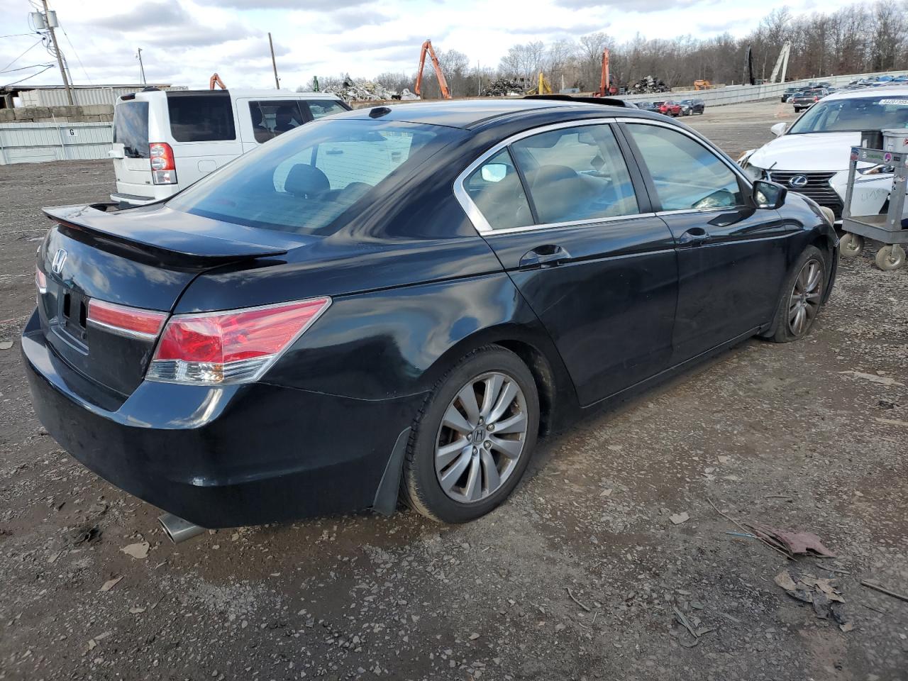 2011 Honda Accord - Image 3