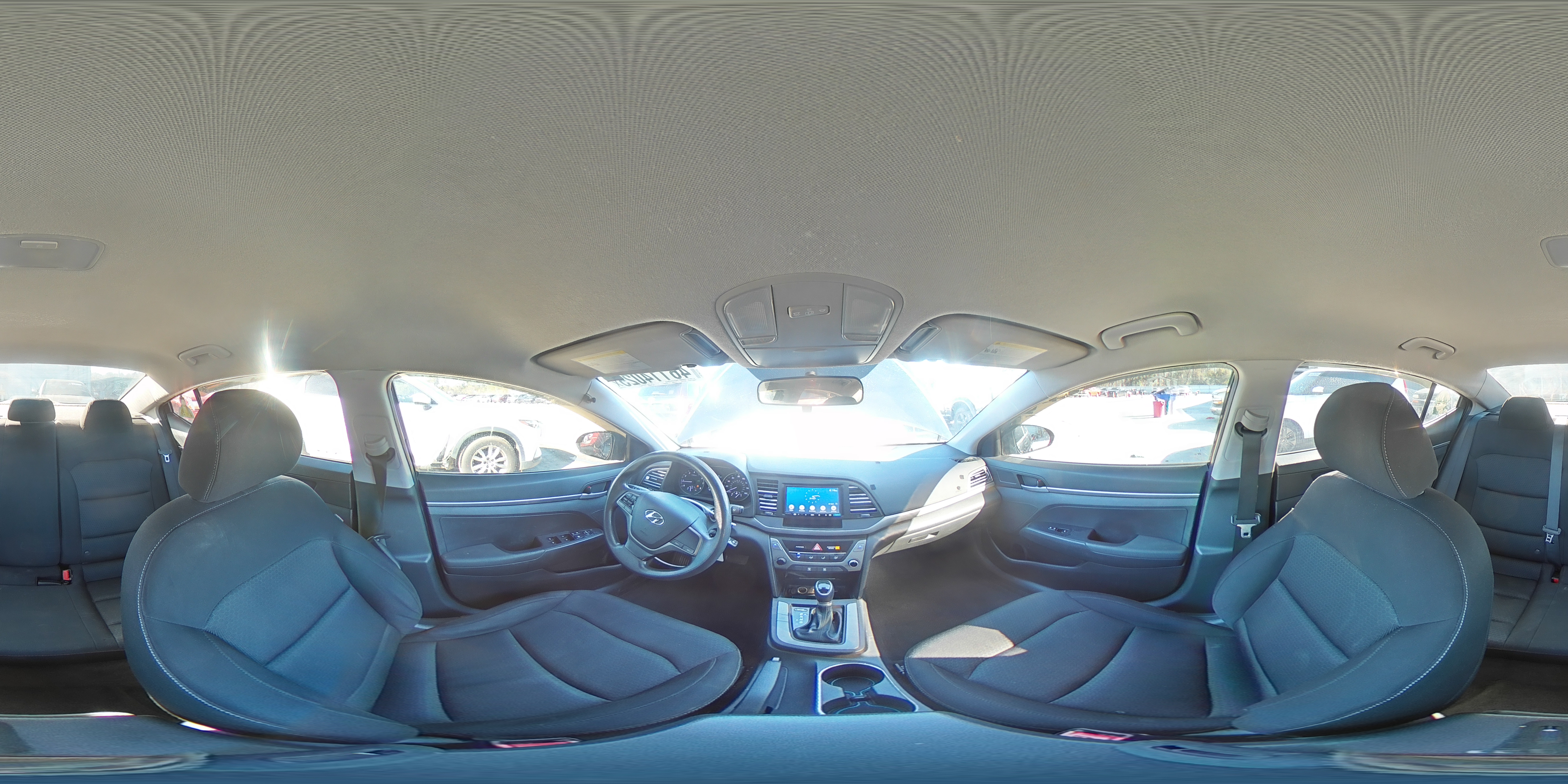 2017 Hyundai Elantra - Image 15