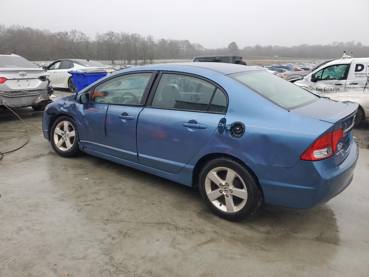 2011 Honda Civic - Image 2