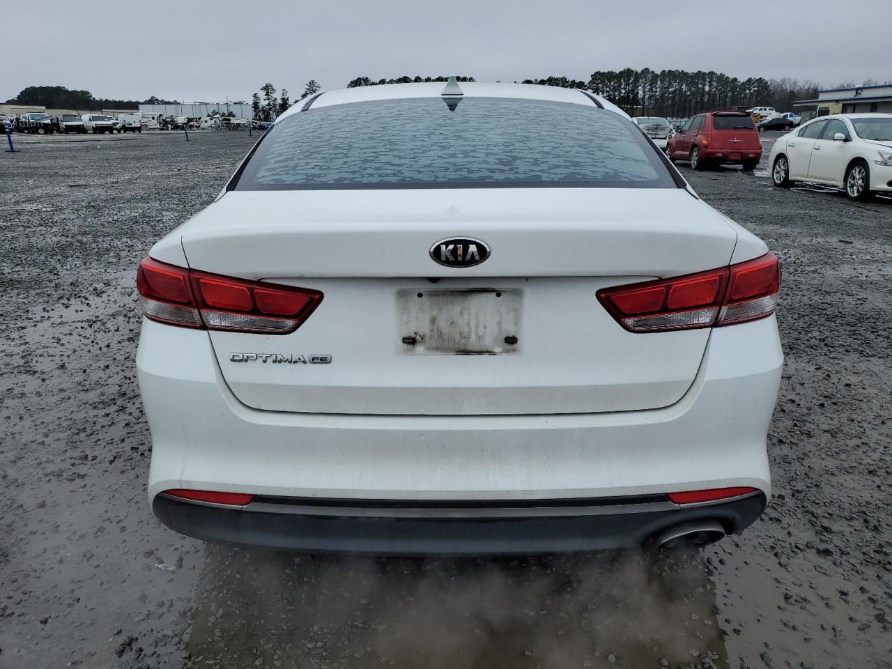 2017 Kia Optima - Image 6