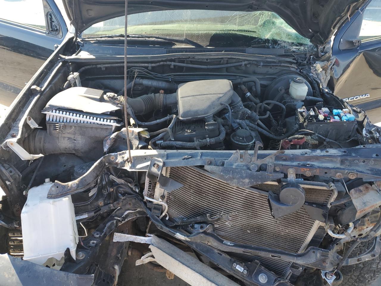 2007 Toyota Tacoma - Image 13