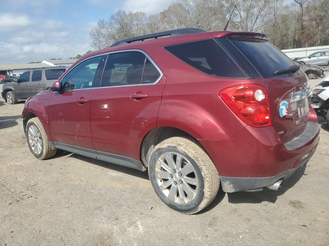 2010 Chevrolet Equinox - Image 2