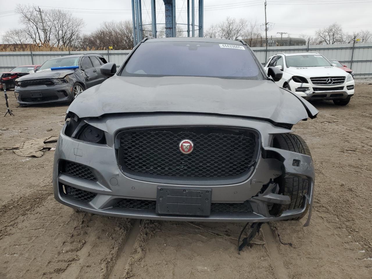 2018 Jaguar F-Pace - Image 5