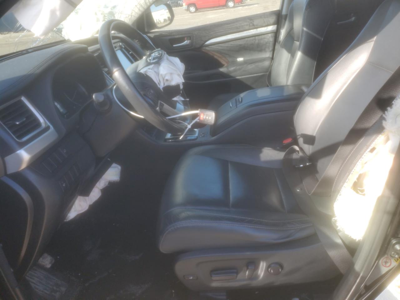 2015 Toyota Highlander - Image 7