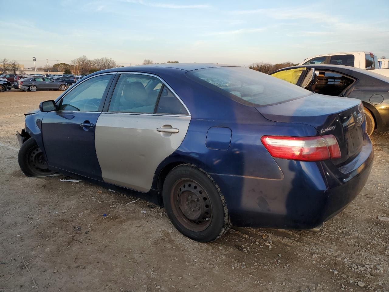 2007 Toyota Camry - Image 2