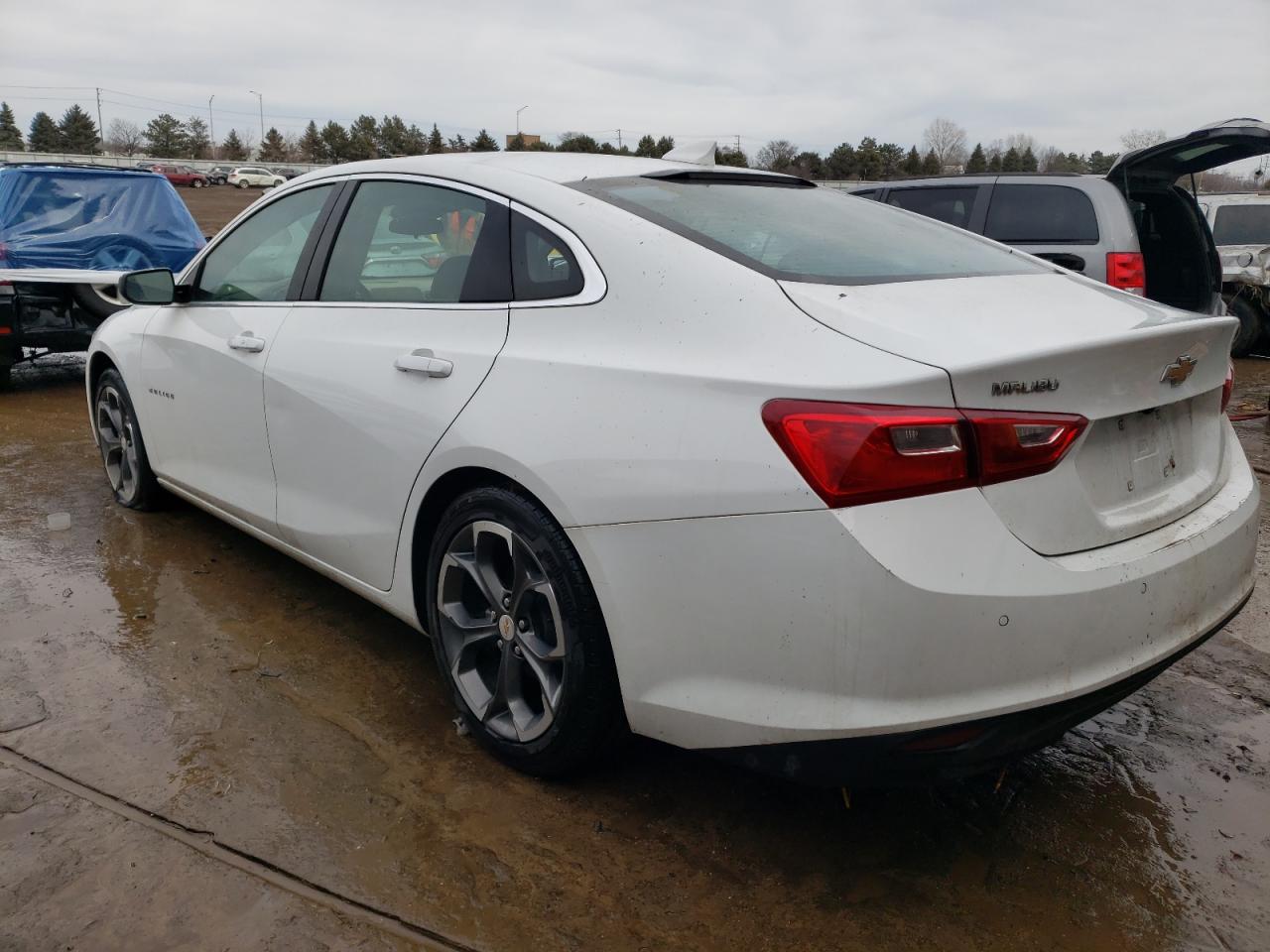 2023 Chevrolet Malibu - Image 2