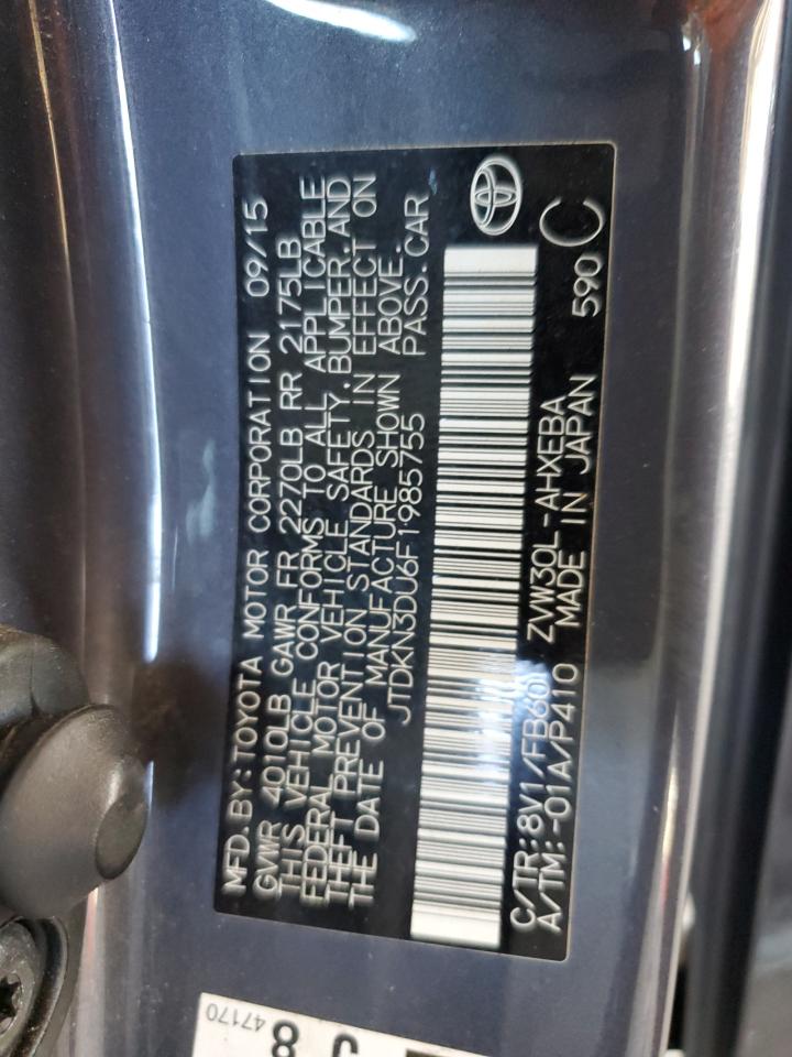 2015 Toyota Prius - Image 12