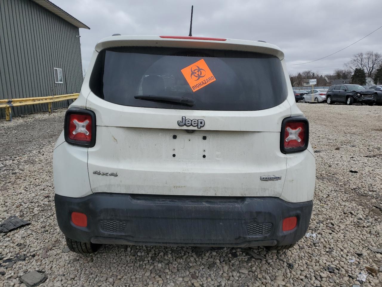 2017 Jeep Renegade - Image 6