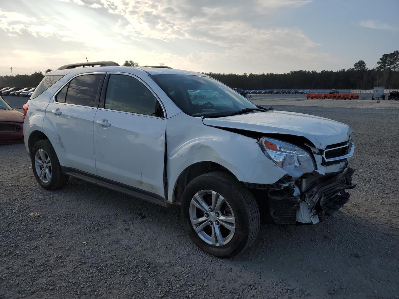 2013 Chevrolet Equinox - Image 4