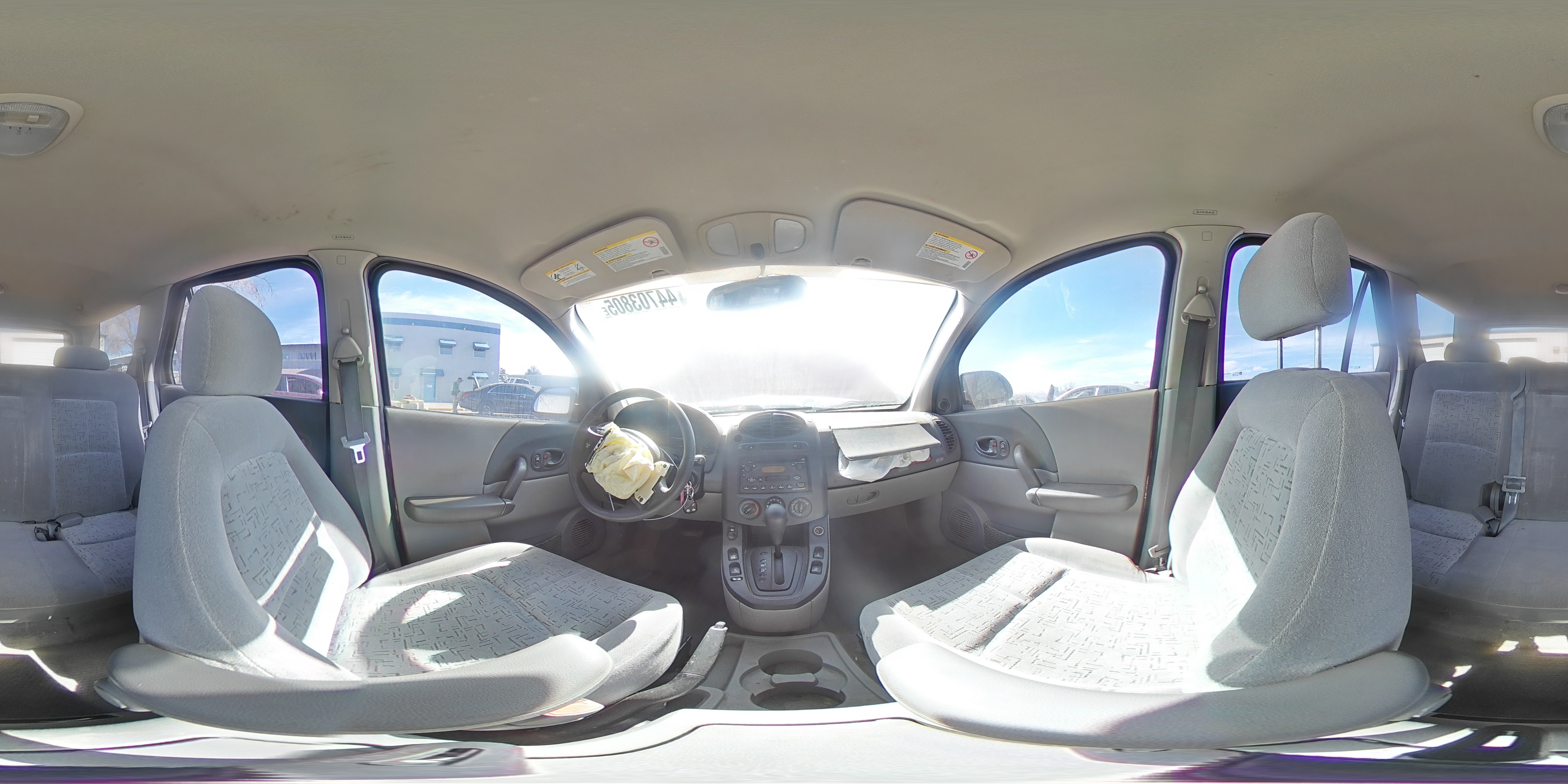 2003 Saturn VUE - Image 14